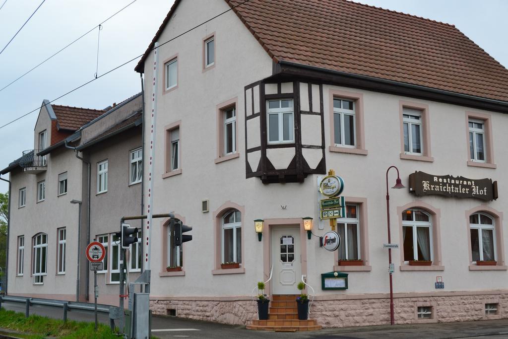 Kraichtaler Hof Hotel Bagian luar foto
